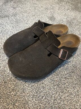 Birkenstock Boston suede clogs